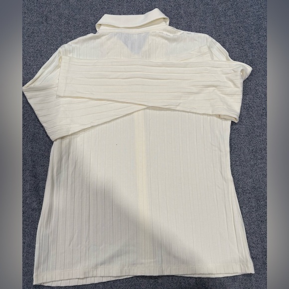 Vince Ribbed Collared Long-Sleeve Button-Front Top | color: vanilla | size: L - Picture 8 of 8